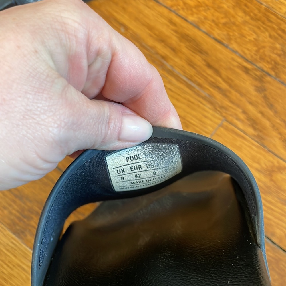 Balenciaga Men’s Pool Slides Size 9. VGUC. - Picture 2 of 7